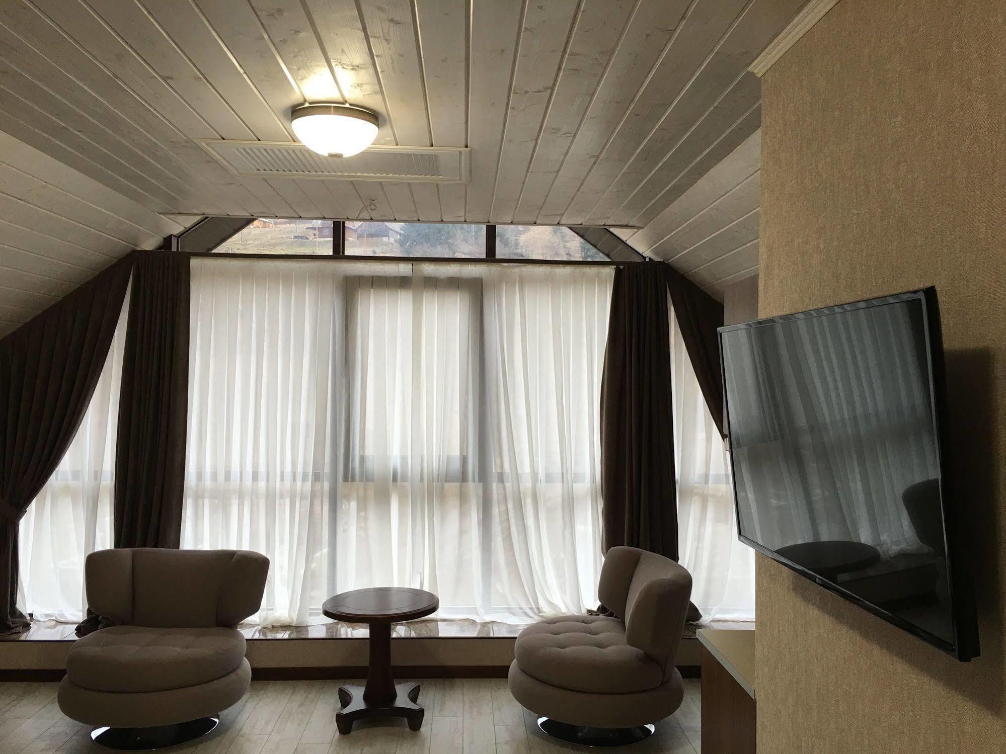 Carparosa Hotel Μπούκοβελ Εξωτερικό φωτογραφία