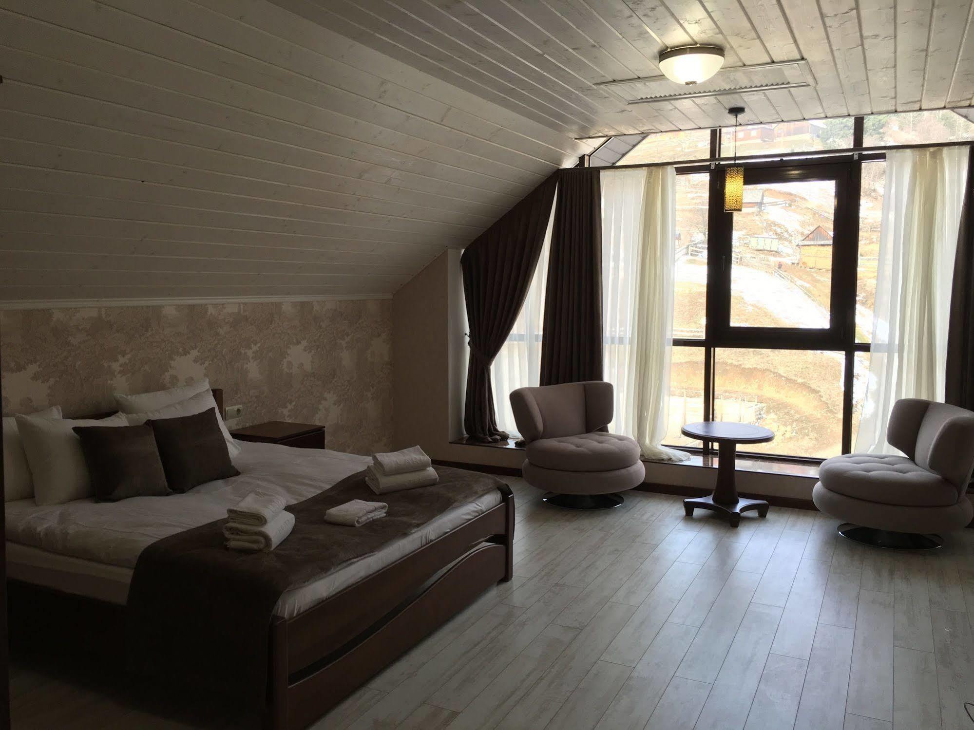 Carparosa Hotel Μπούκοβελ Εξωτερικό φωτογραφία
